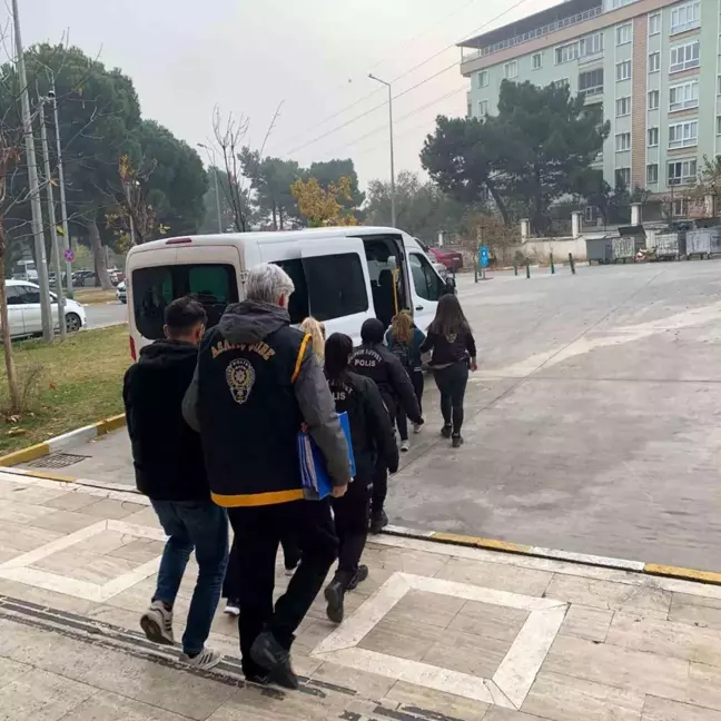 Manisa'da Fuhuş Operasyonu: 6 Kadın Kurtarıldı, 4 Şüpheli Gözaltına Alındı