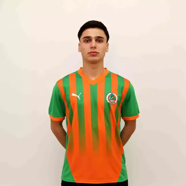 Corendon Alanyaspor, Batuhan Yavuz ile 4.5 Yıllık Sözleşme İmzaladı