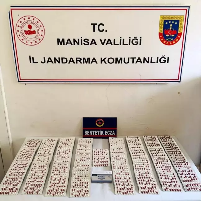 Manisa'da Uyuşturucu Operasyonu: 3 Bin 278 Sentetik Ecza Hapı Ele Geçirildi