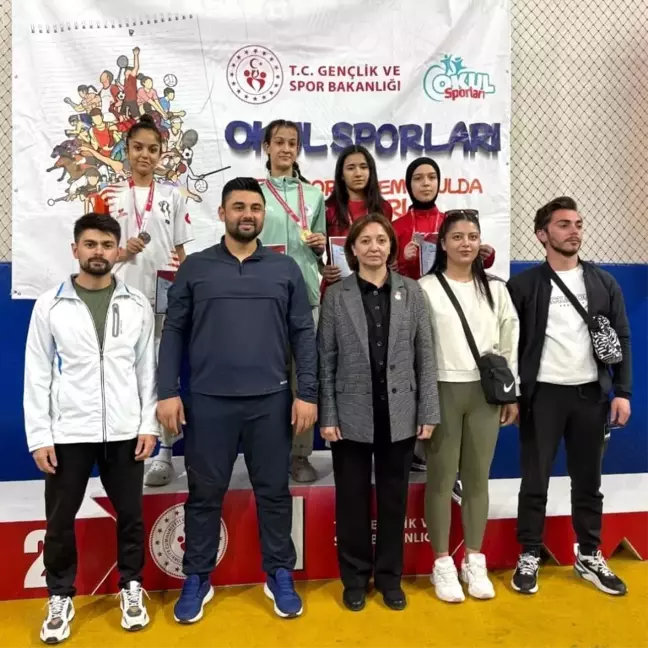 Niğde Sporcuları Mersin'de Taekwondo Başarısı Elde Etti