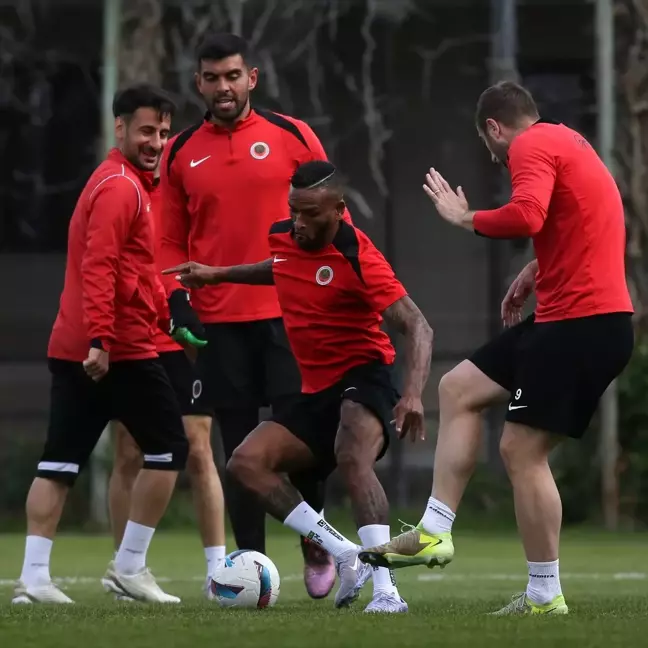 Gençlerbirliği, Sakaryaspor Maçına Hazırlıklarını Tamamladı