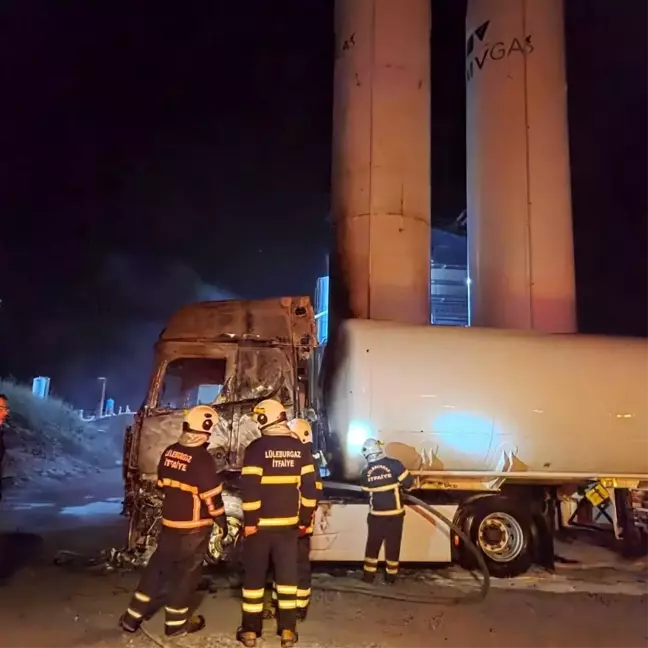 Kırklareli'nde LPG Tankerinde Yangın Çıktı