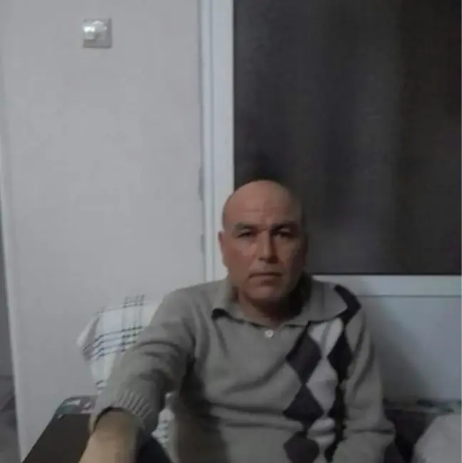 Çalıştığı İşyerinin Çatısından Düşüp Öldü