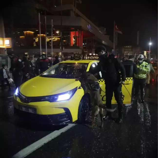 (Ek Fotoğrafla) İstanbul'da Yeditepe Huzur Denetimi