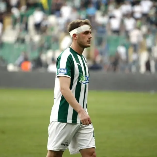 Bursaspor'da 3 Oyuncu Sezonu Kapadı