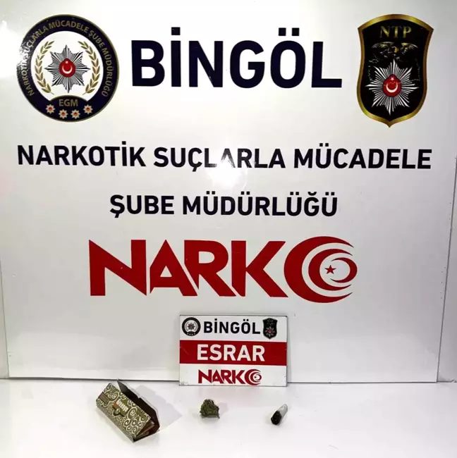 Bingöl'de Uyuşturucu Operasyonu: 75.32 Gram Esrar Ele Geçirildi