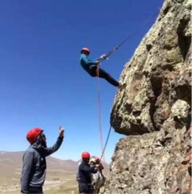 K2 Dağcılık ve Kayak İhtisas Spor Kulübü Yaz Dağcılık Eğitimi Tamamlandı