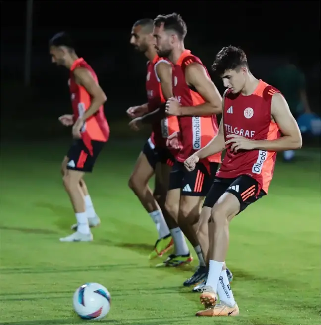 Antalyaspor, RAMS Başakşehir maçı hazırlıklarına başladı