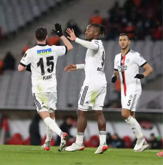 Son dakika haber... Beşiktaş, Önder Karaveli ile kazanmaya devam ediyor