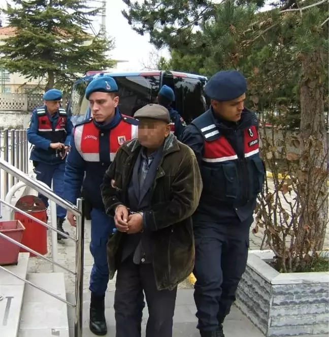 Afyonkarahisar'daki Cinayette Komşu Tutuklandı