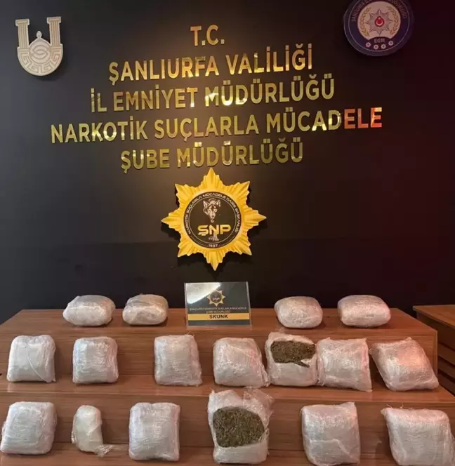 Hilvan'da Uyuşturucu Operasyonu: 2 Gözaltı ve 18 Kilogram Uyuşturucu Ele Geçirildi