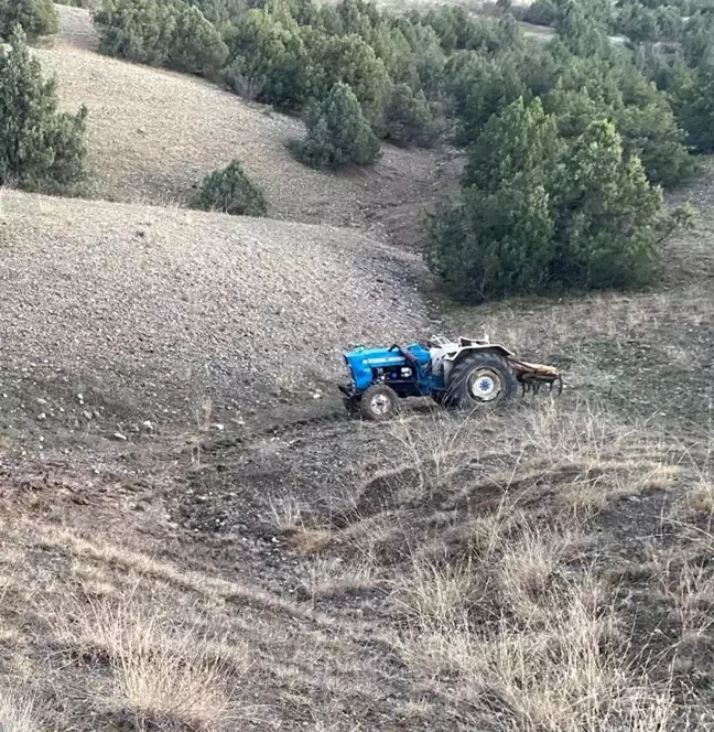 Traktör Devrildi: Sürücü Hayatını Kaybetti