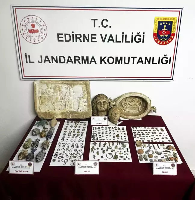 Edirne'de Tarihi Eser Kaçakçılığı: 355 Eser Ele Geçirildi