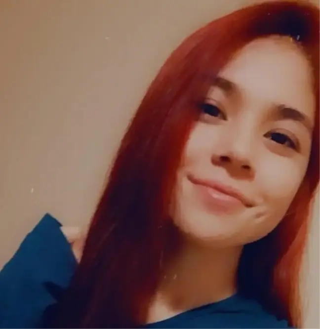 Sevgilisi Tarafından Öldürülen Genç Kadın Gözyaşlarıyla Toprağa Verildi