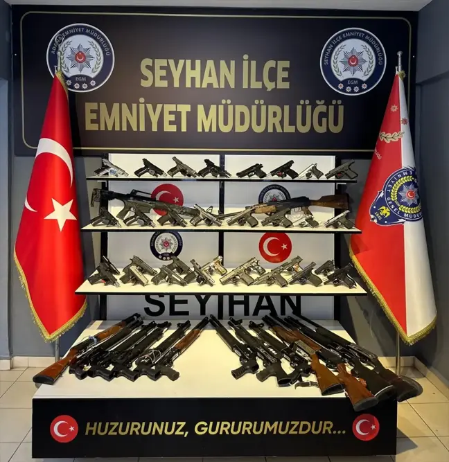 Adana'da Polisi Operasyonu: 72 Silah ve Uyuşturucu Ele Geçirildi