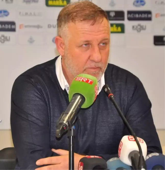 Sivasspor Teknik Direktörü Bakkal: