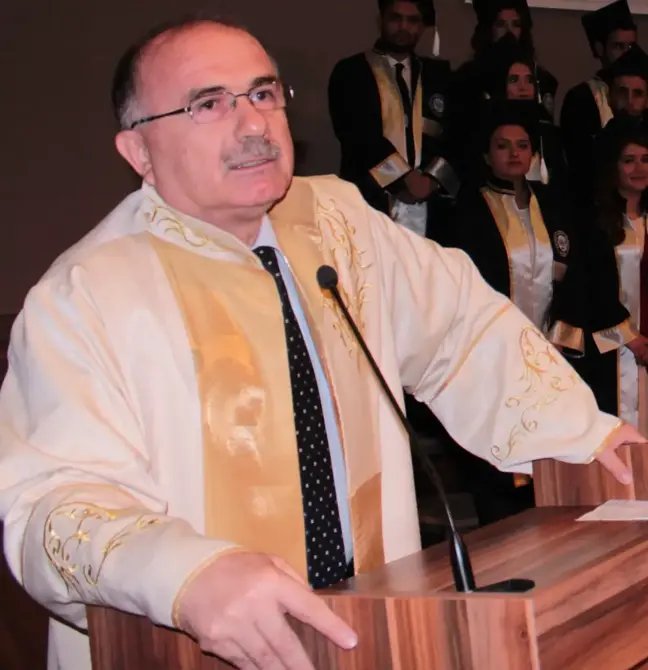 NNYÜ Rektörü Kerim Güney,