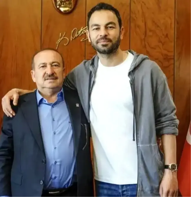 Gaziantep FK, Teknik Direktör Selçuk İnan ile Yollarını Ayırdı
