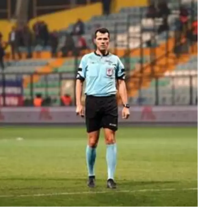 Kayserispor-Trabzonspor maçını Burak Şeker yönetecek