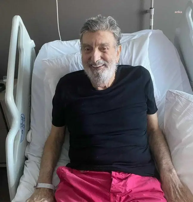 Ünlü oyuncu Ünal Silver hayatını kaybetti