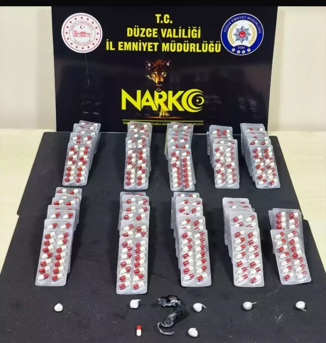Düzce'de Uyuşturucu Operasyonunda 3 Şüpheli Tutuklandı