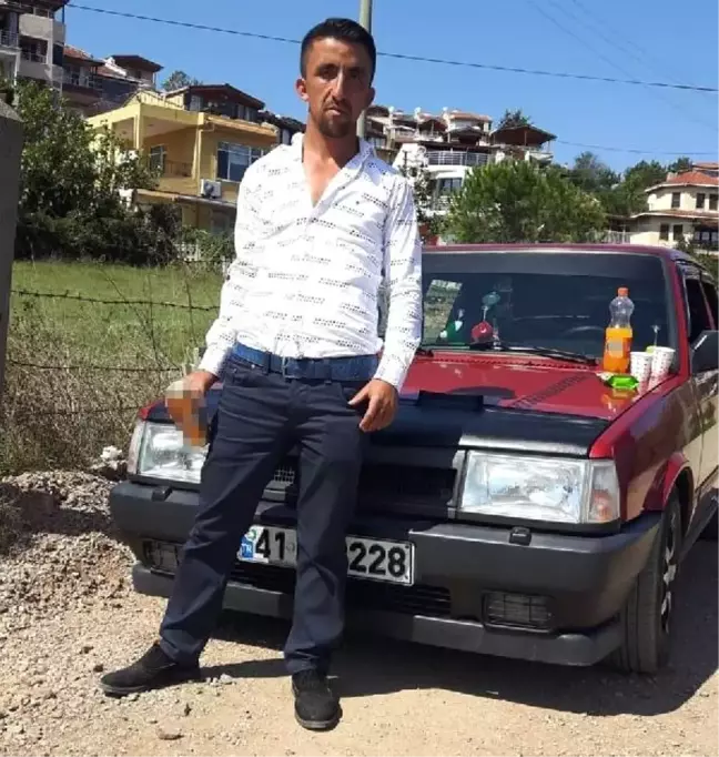 Denizde kaybolan gencin cansız bedeni, sahilde bulundu