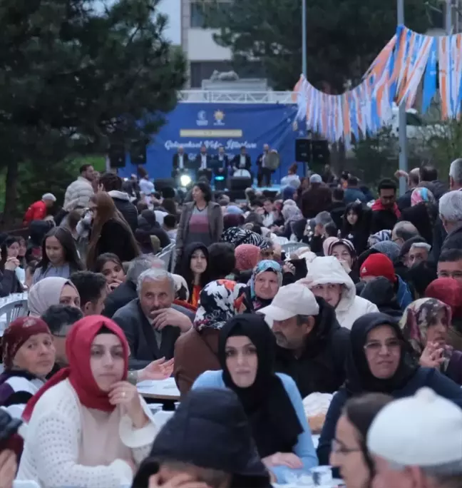 AK Parti Karabük Belediye Başkan Adayı Özkan Çetinkaya Vatandaşlarla İftar Programında Buluştu