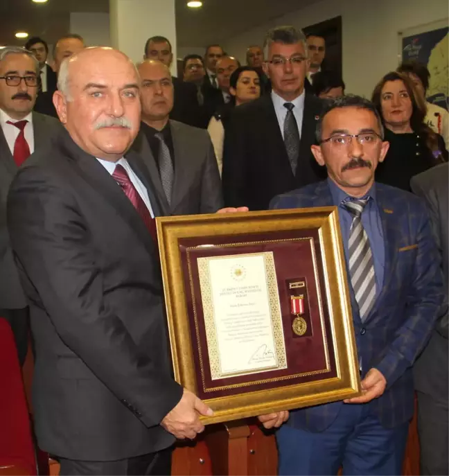 Devlet Övünç Madalyası ve Beratı Tevcih Töreni