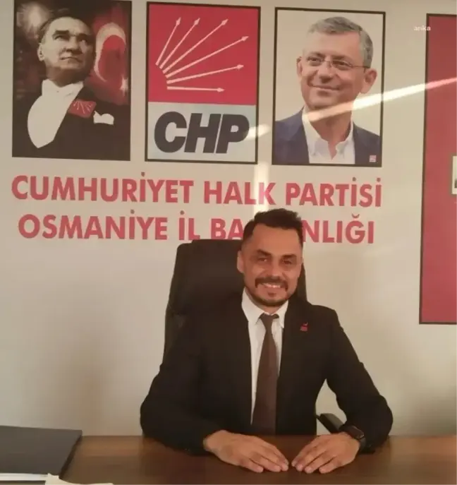 CHP Osmaniye İl Başkanı Mehmet Orhun Döğüşçü'nün yerine Mutlu Yavuzer seçildi