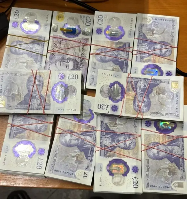 Kapıkule Sınır Kapısında 10 Milyon TL Değerinde Beyan Edilmeyen Para Ele Geçirildi