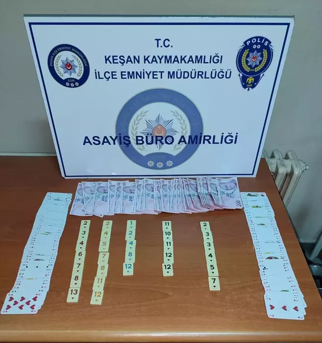 Keşan'da kahvehanede kumar oynayanlara yüksek para cezası