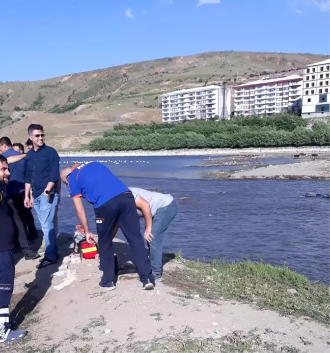Van Gölü kıyısında erkek cesedi bulundu