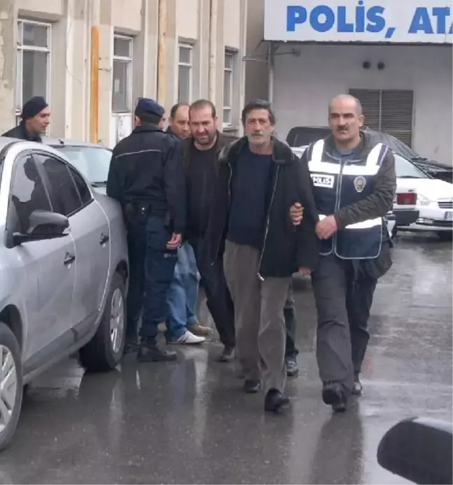 İzmir'de bıçaklı kavganın cinayet hükümlüsü yakalandı