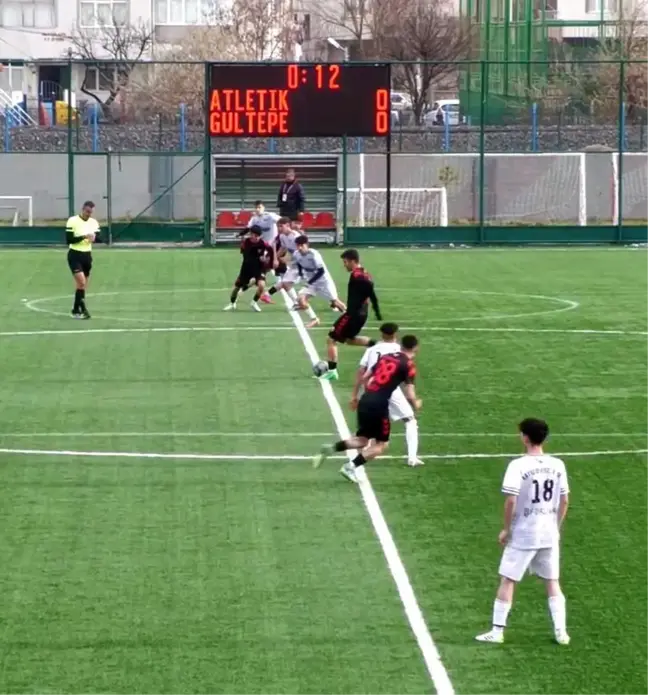 Gültepespor U18, Atletikspor'u 1-0 Yenerek Galip Geldi