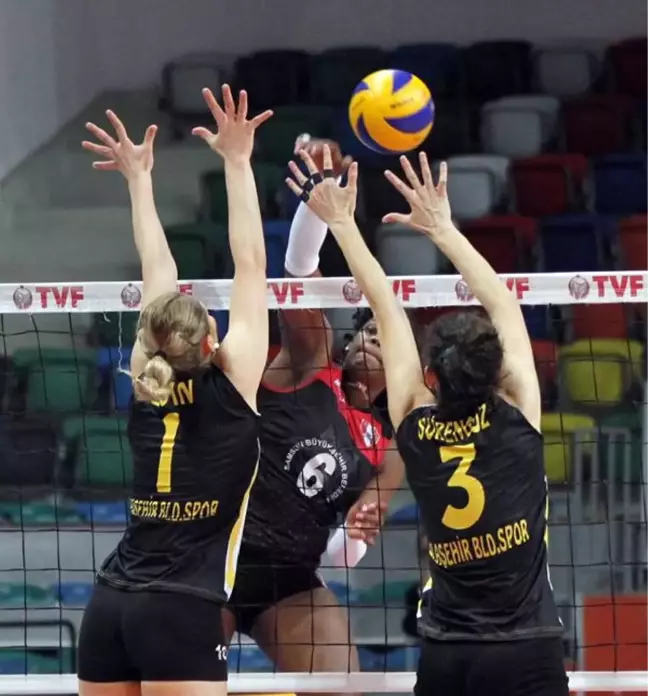 Samsun Belediye Anakent-Alaşehir Belediyespor: 3-0