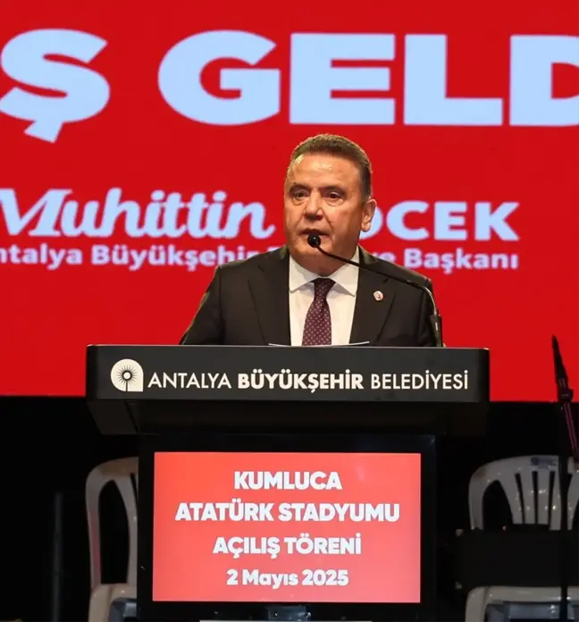 Kumluca'da Yeni Atatürk Stadyumu Açıldı