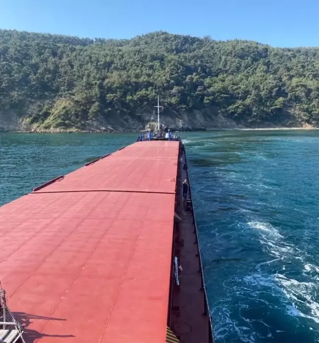 Kaptanın Uykusuyla Karaya Oturan Gemi Kurtarıldı