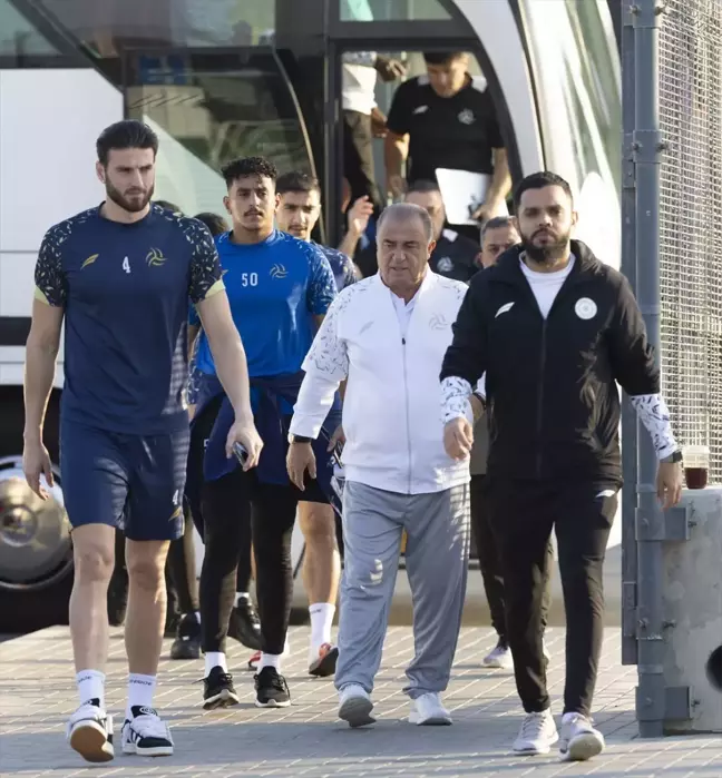 Fatih Terim, Al-Shabab ile İlk Antrenmanına Çıktı