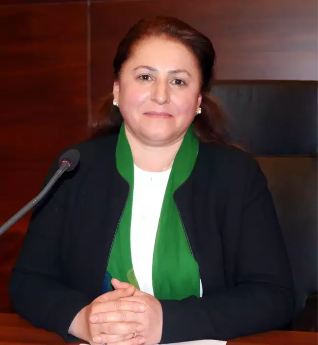 Büyükşehir Belediye Meclisi'ni Kadınlar Günü'nde Kadın Başkan Yönetti