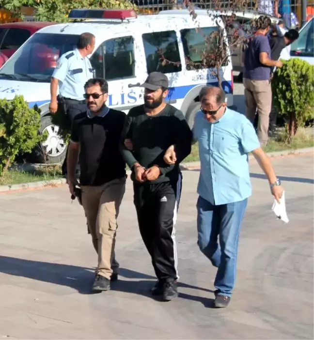 Akrabasını Av Tüfeğiyle Öldüren Şüpheli Tutuklandı