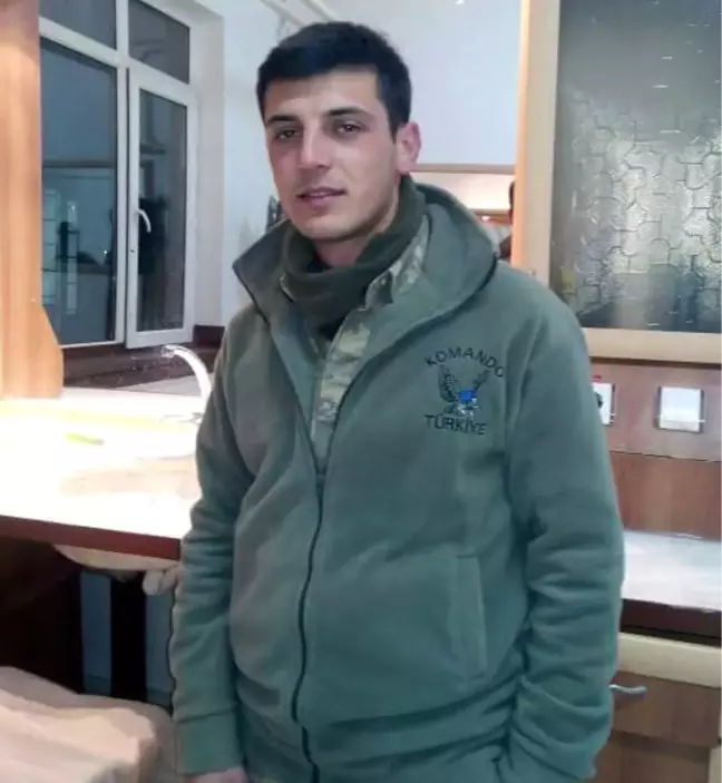 Sivas'ta Göreve Giden Askerler Kaza Yaptı: 1 Şehit, 5 Yaralı