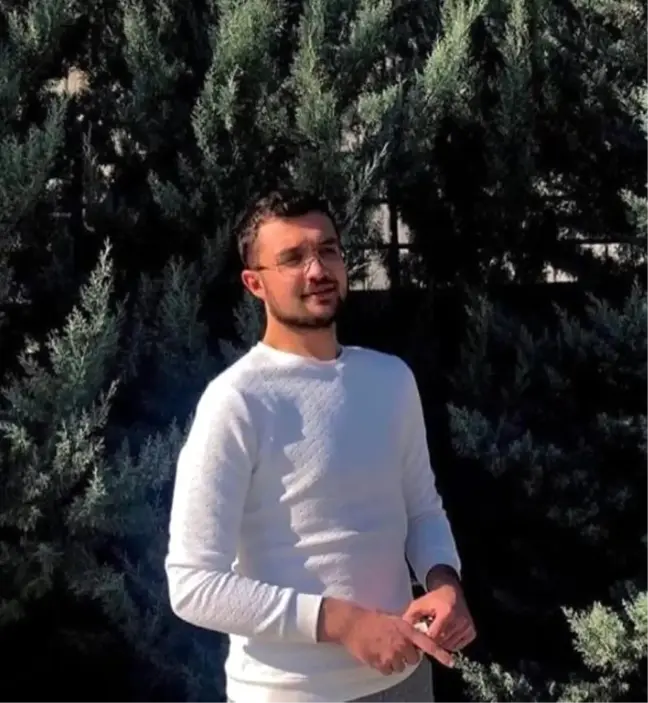 Olimpos'a tatile gelen 23 yaşındaki genç kaldığı pansiyonda ölü bulundu