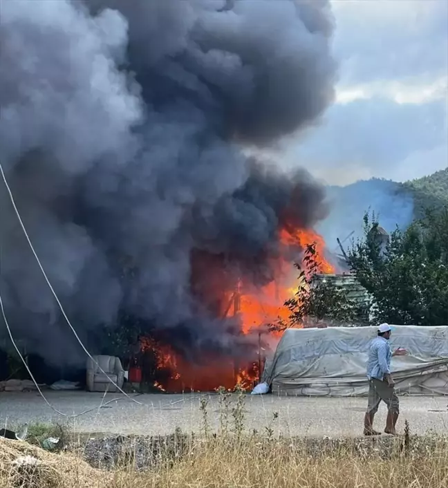 Muğla'da evde çıkan yangın söndürüldü