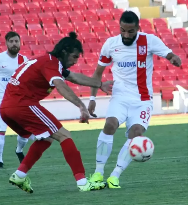 Balıkesirspor'da İshak'ın Şanssızlığı