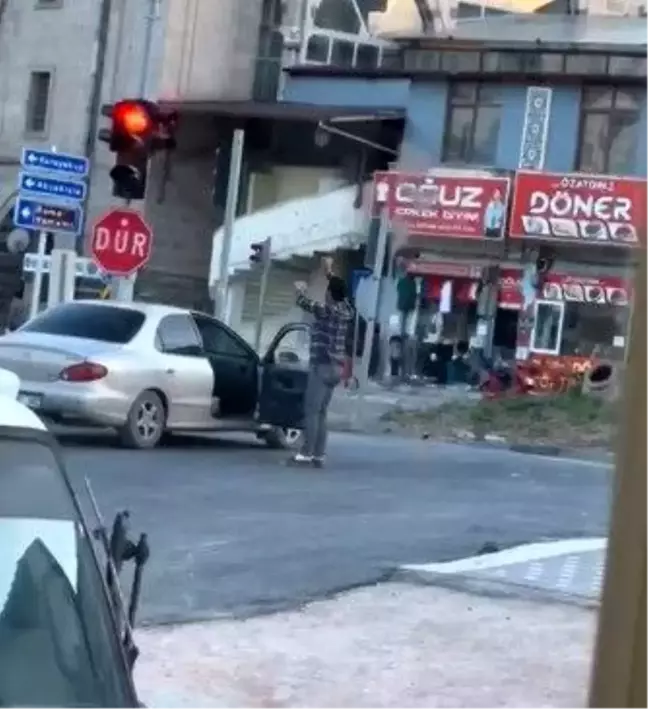 Yozgat'ta Alkollü Vatandaşın Trafikteki İlginç Dansı