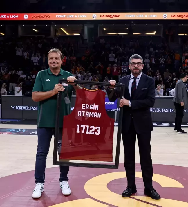 Galatasaray Erkek Basketbol Takımı, Panathinaikos'a Mağlup Oldu