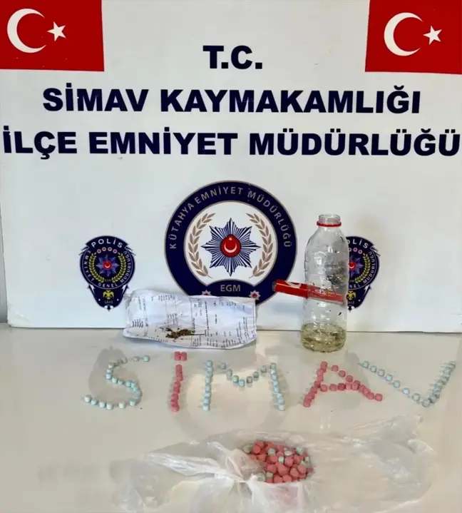 Simav'da Uyuşturucu Operasyonu: 3 Gözaltı