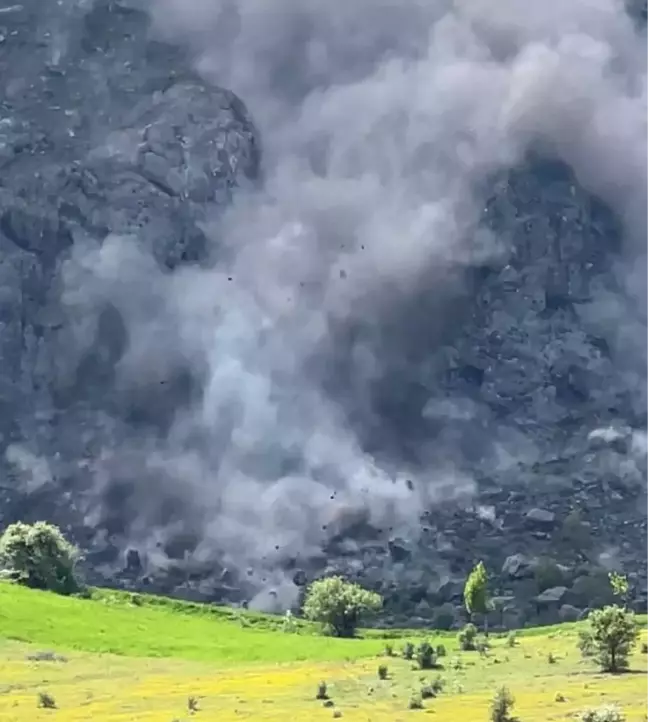 Giresun'da heyelan anları cep telefonuyla kaydedildi