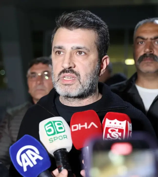 Sivasspor Basın Sözcüsü Hakeme Tepki Gösterdi