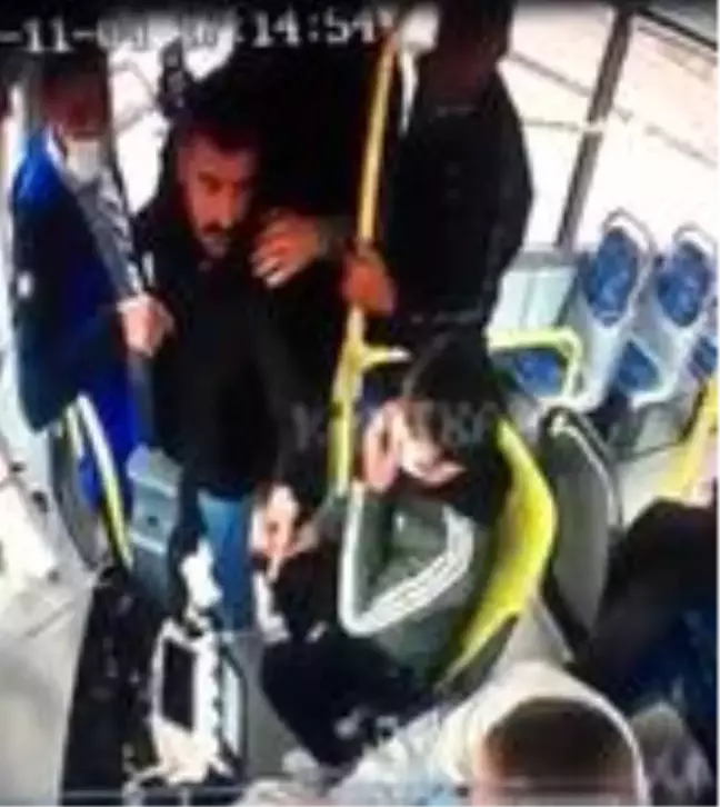 Kooperatif yöneticisi halk otobüsü sürücüsünü darbetti